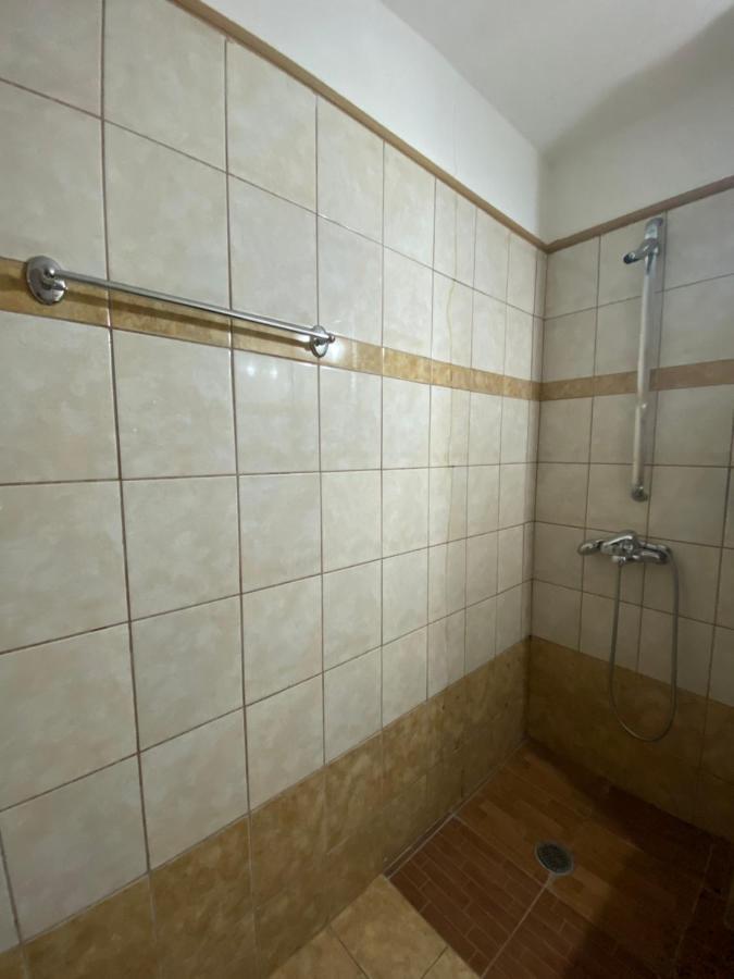 Sozos Inn Hotel ווניטסה מראה חיצוני תמונה